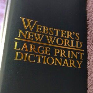 EUC-Webster's New World Large Print Dictionary--Education--books-203